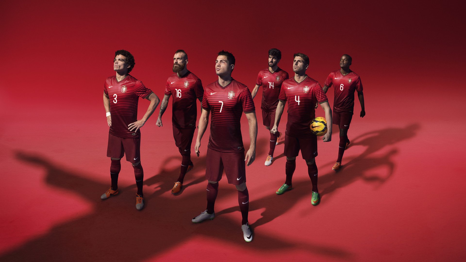 国王又输球！坐拥豪华后场却被倒数队吊打，问题出在哪？，国王踢球